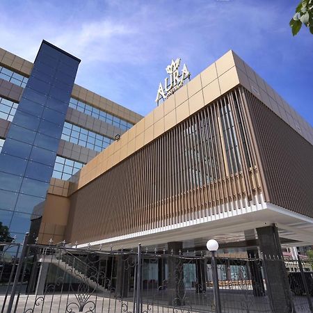 Aura Hotel Tashkent Exterior photo