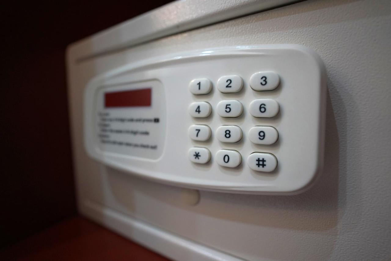 Aura Hotel Tashkent Exterior photo